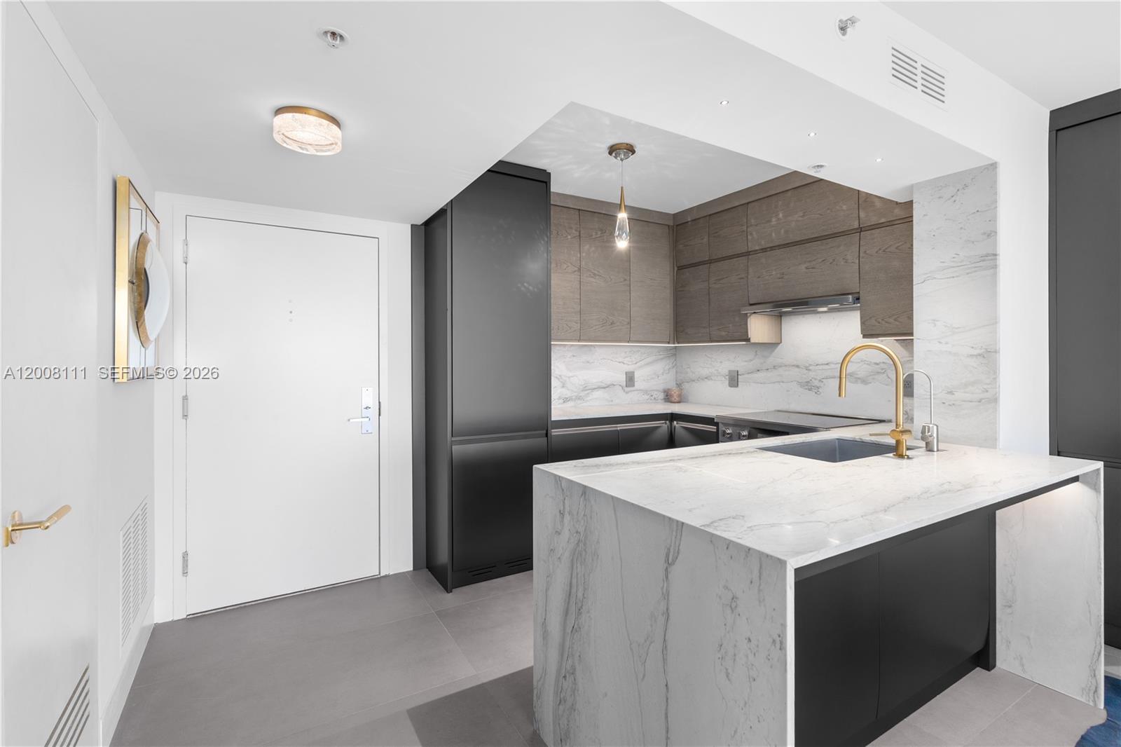 1800 Sunset Harbour Dr #2105, Miami Beach FL 33139
