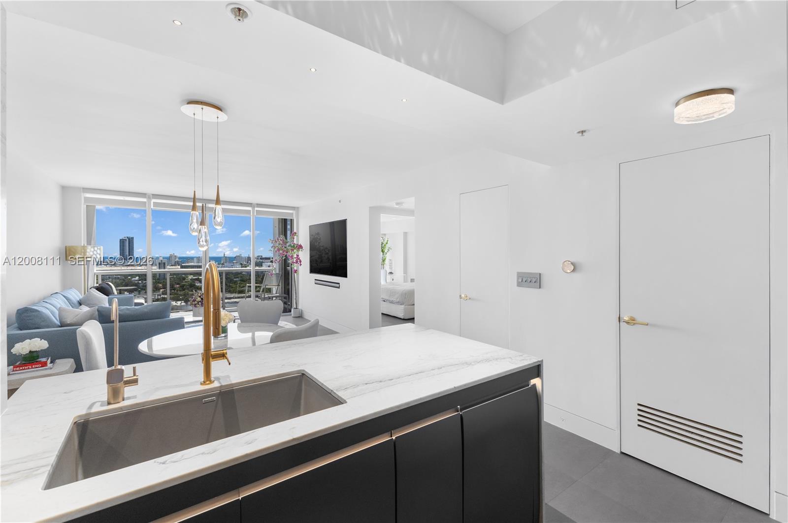 1800 Sunset Harbour Dr #2105, Miami Beach FL 33139