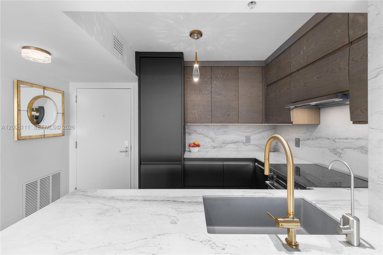 1800 Sunset Harbour Dr #2105, Miami Beach FL 33139