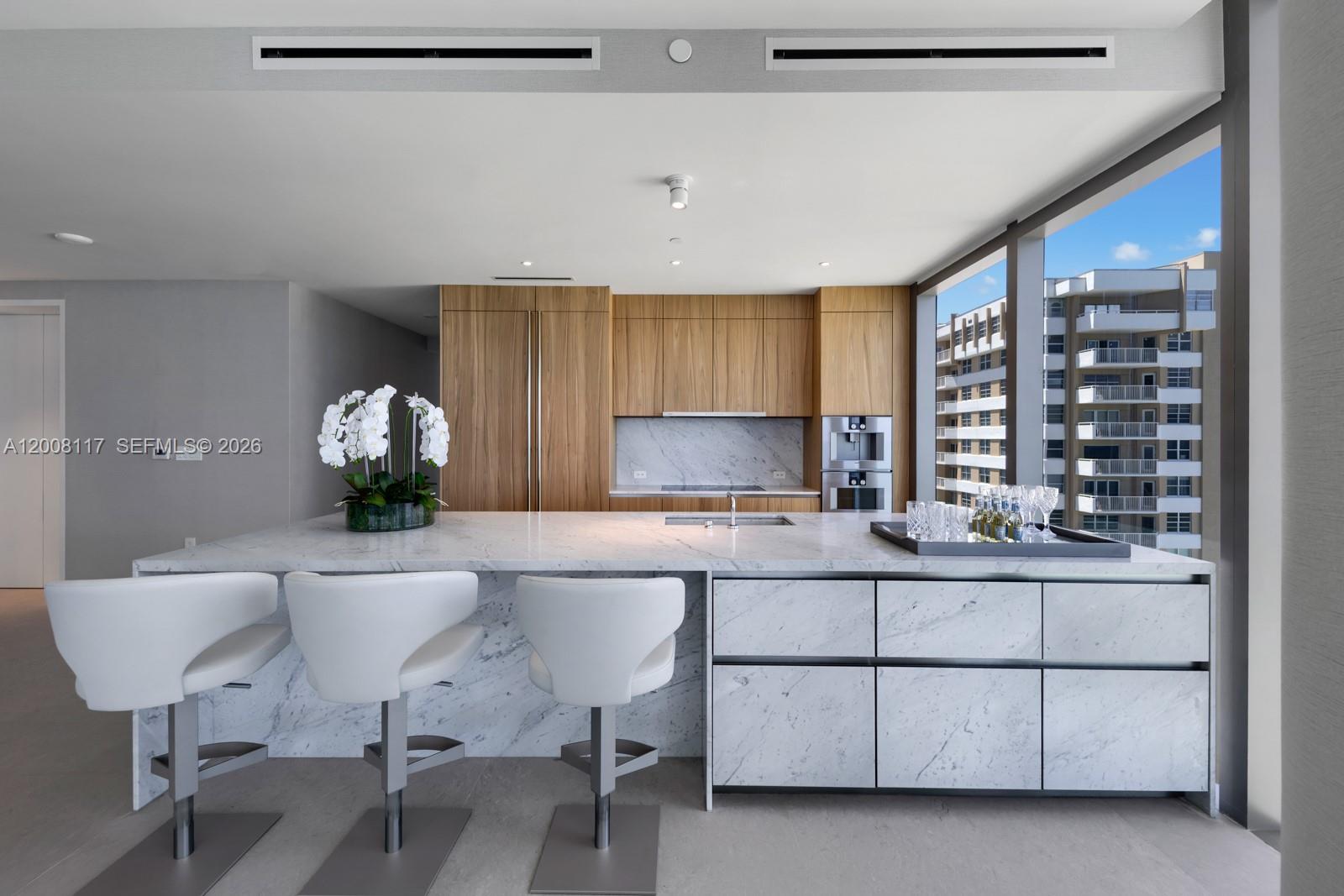 2000 S Ocean Dr #17A, Hallandale Beach FL 33009