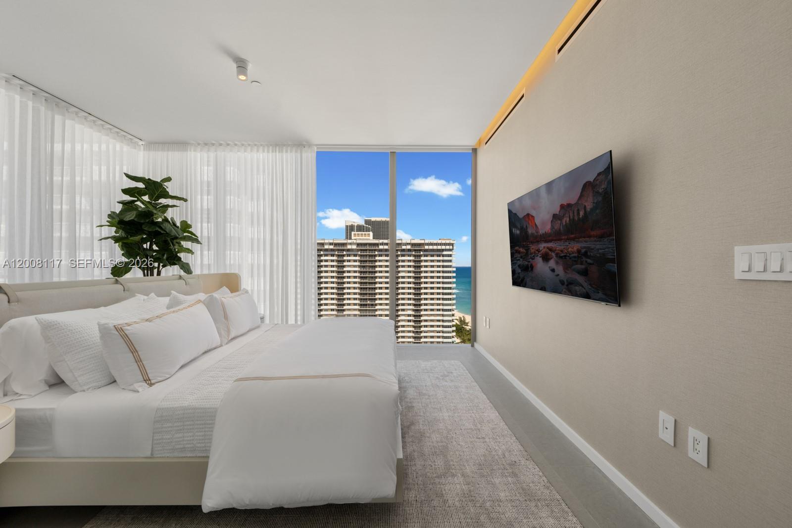 2000 S Ocean Dr #17A, Hallandale Beach FL 33009