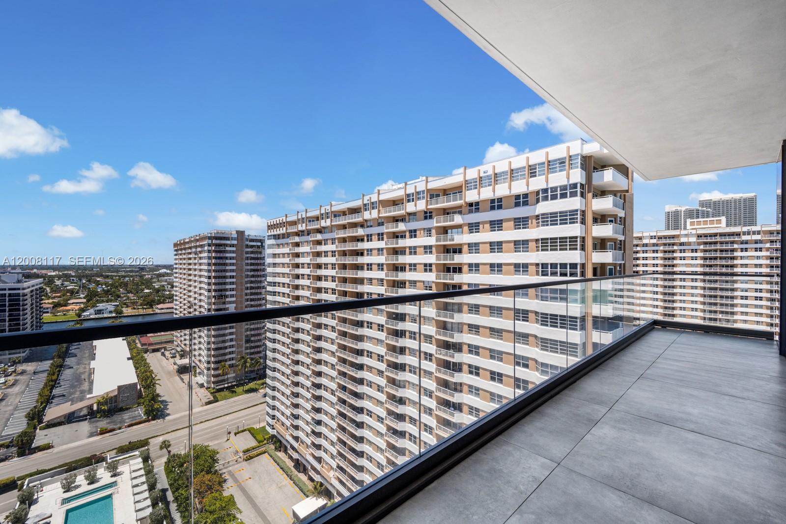 2000 S Ocean Dr #17A, Hallandale Beach FL 33009