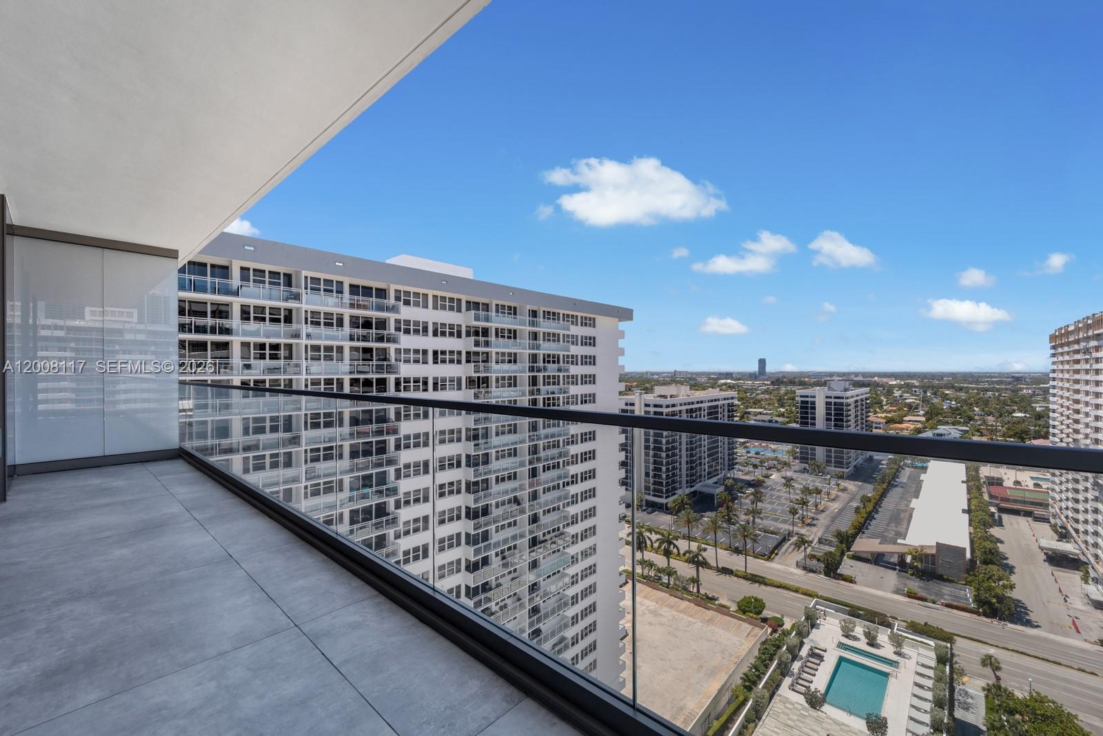 2000 S Ocean Dr #17A, Hallandale Beach FL 33009
