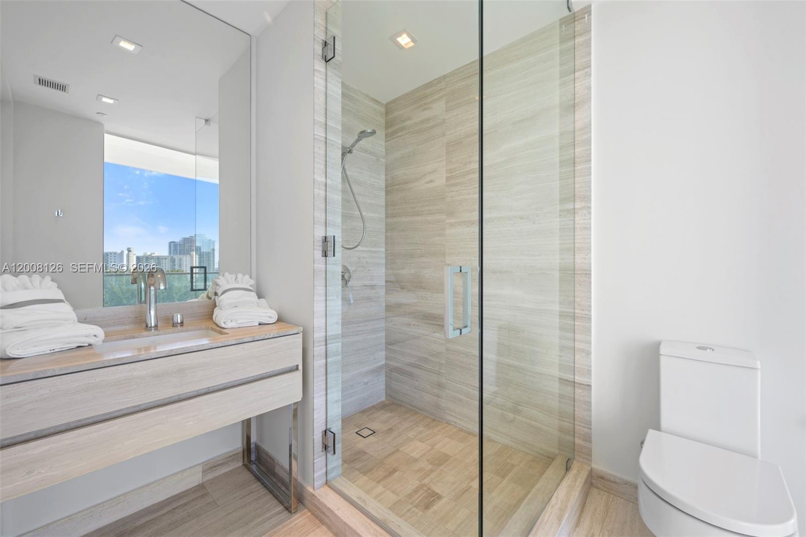 18975 Collins Ave #700, Sunny Isles Beach FL 33160