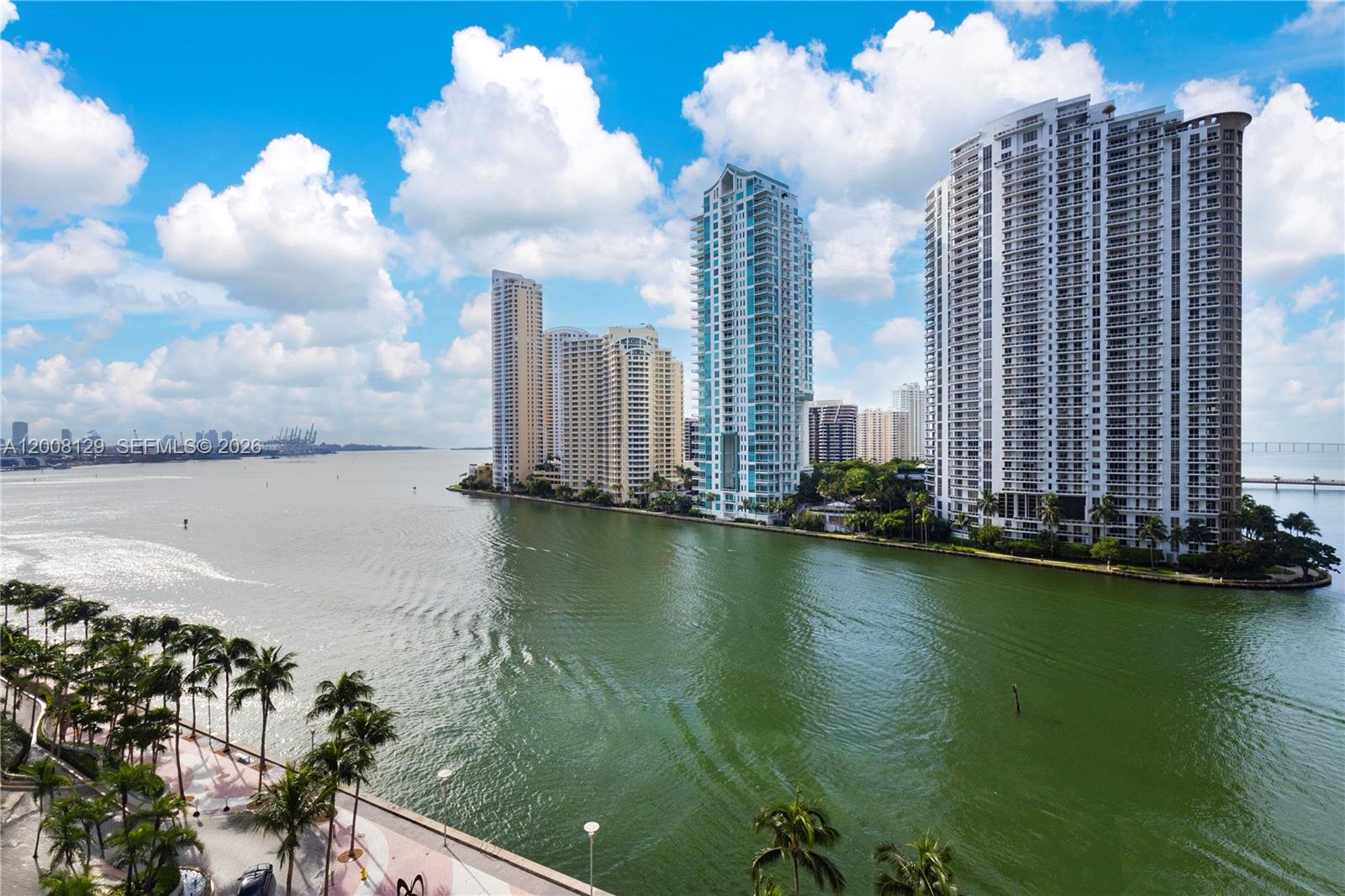 300 S Biscayne Blvd #L-1014, Miami FL 33131