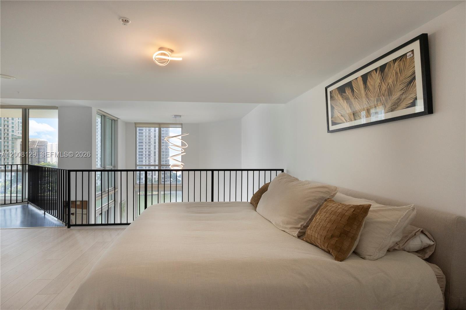 300 S Biscayne Blvd #L-1014, Miami FL 33131