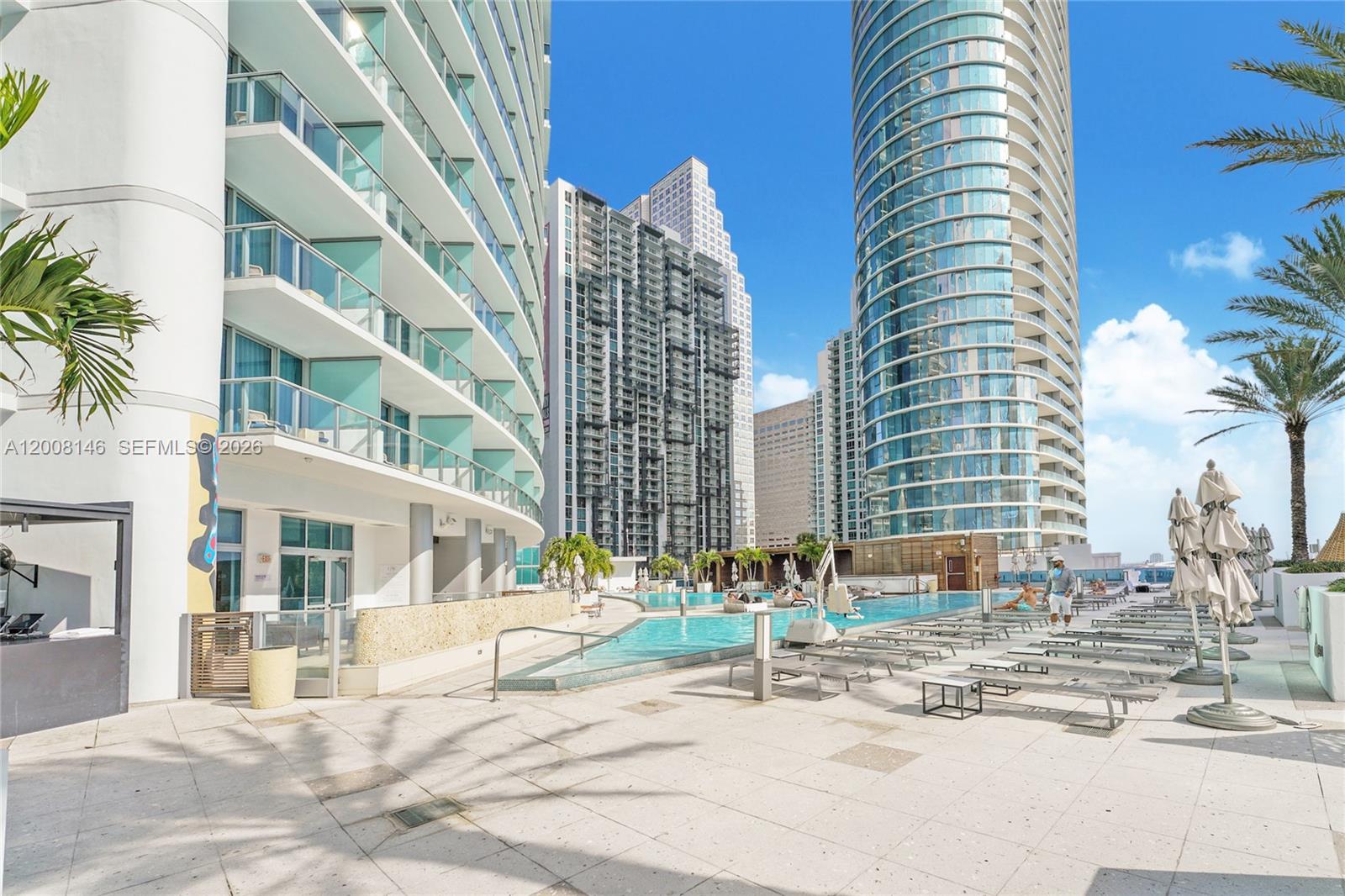 200 Biscayne Boulevard Way #3613, Miami FL 33131