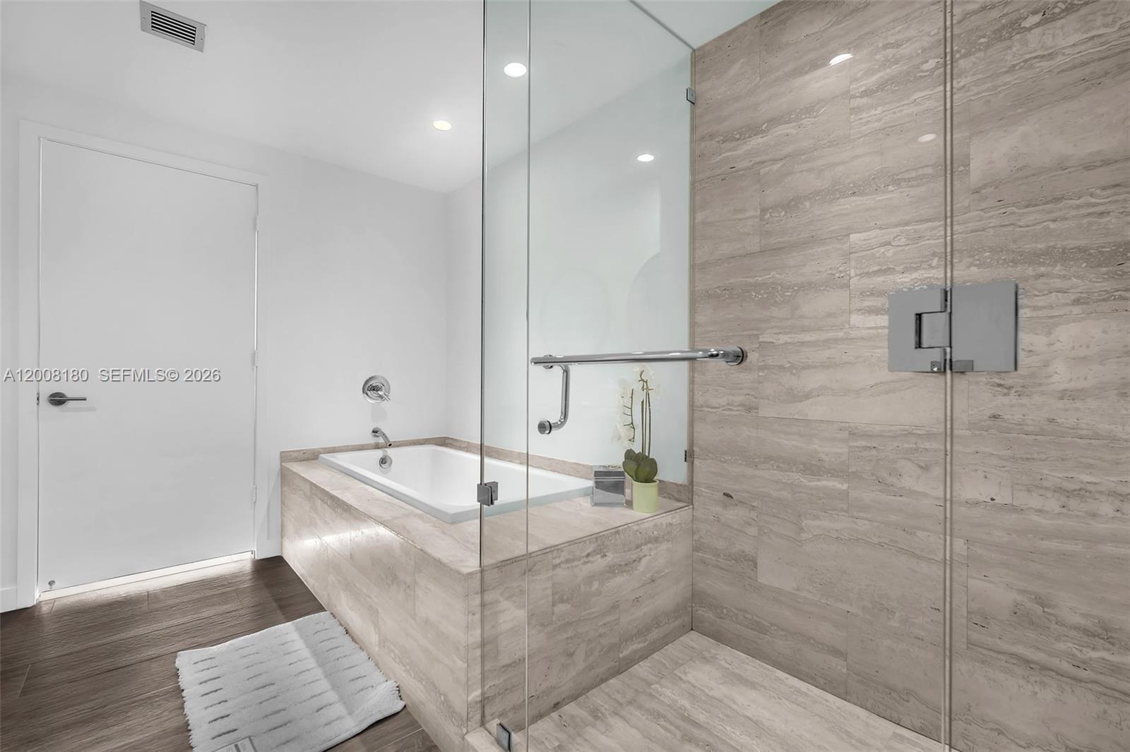 2900 NE 7th Ave #1806, Miami FL 33137
