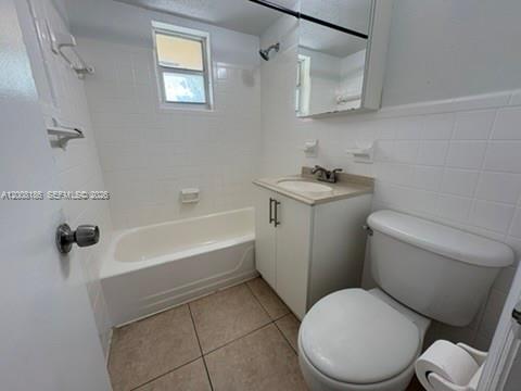 241 S Royal Poinciana Blvd #310, Miami Springs FL 33166