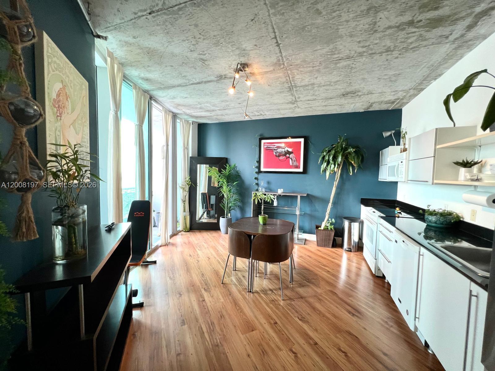 690 SW 1st Ct #1934, Miami FL 33130