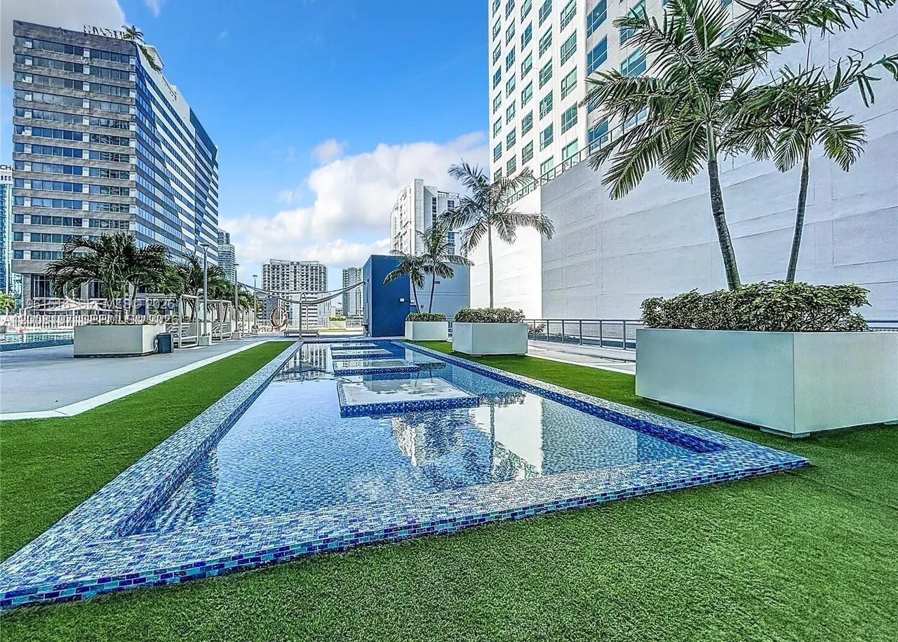 690 SW 1st Ct #1934, Miami FL 33130
