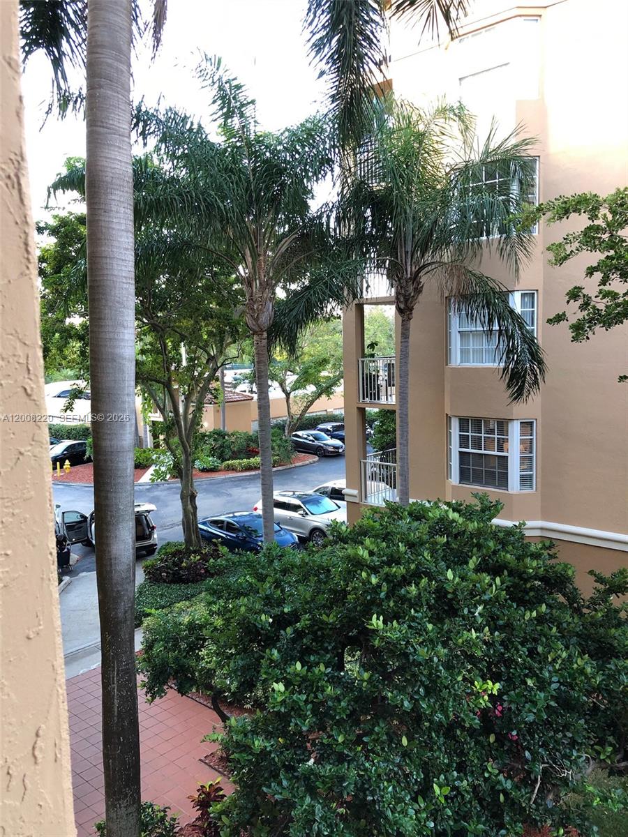19555 E Country Club Dr #8403, Aventura FL 33180
