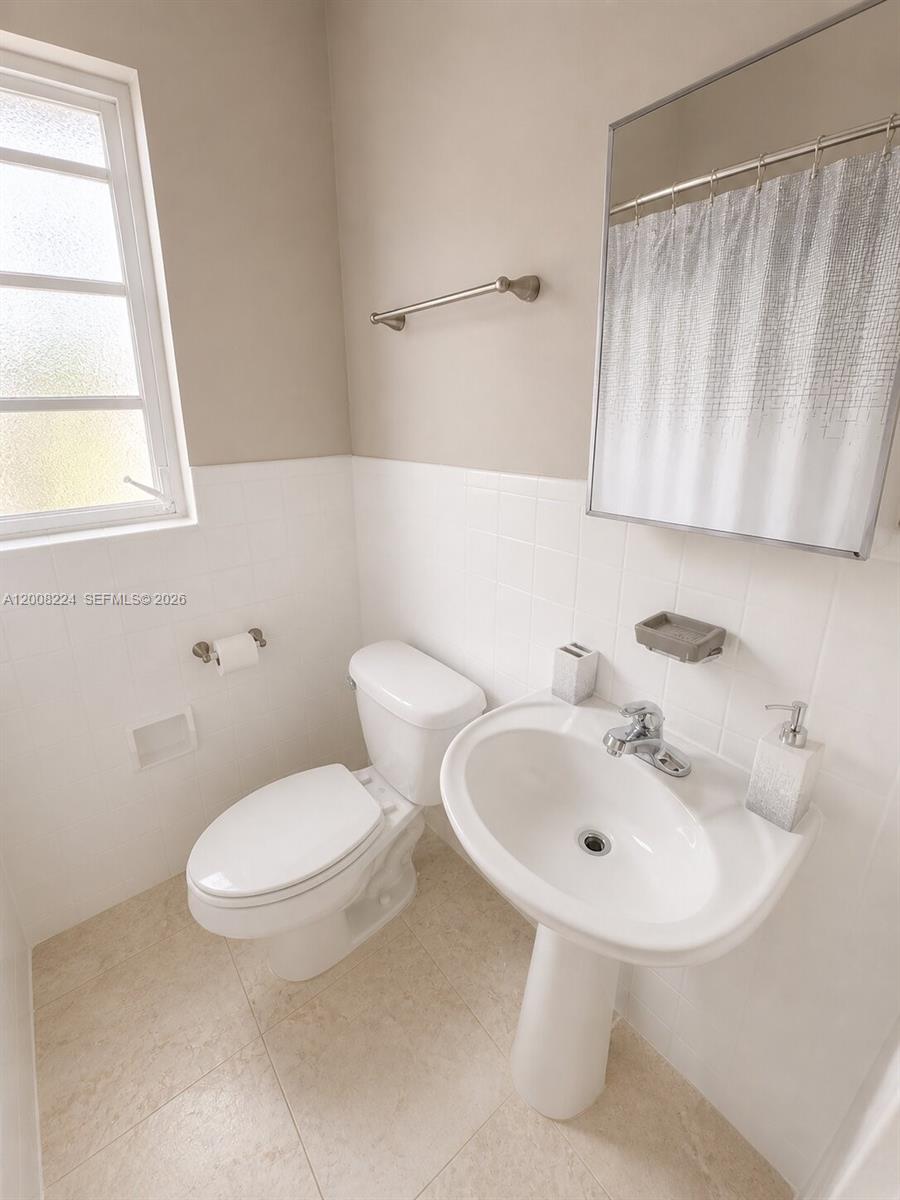 375 SW 19th Ave #1, Miami FL 33135
