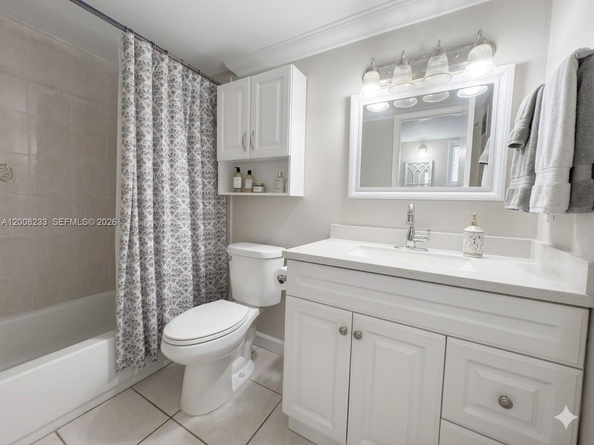 8605 SW 68th Ct #7, Pinecrest FL 33156