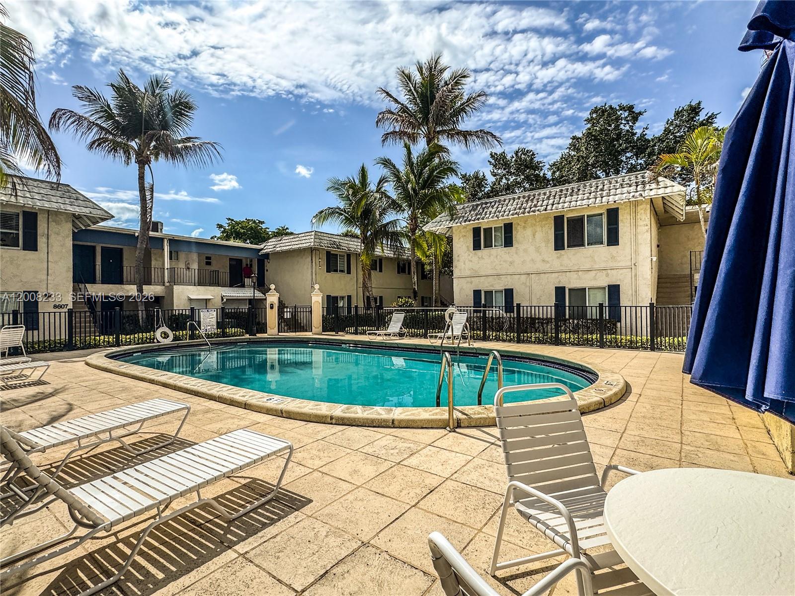 8605 SW 68th Ct #7, Pinecrest FL 33156
