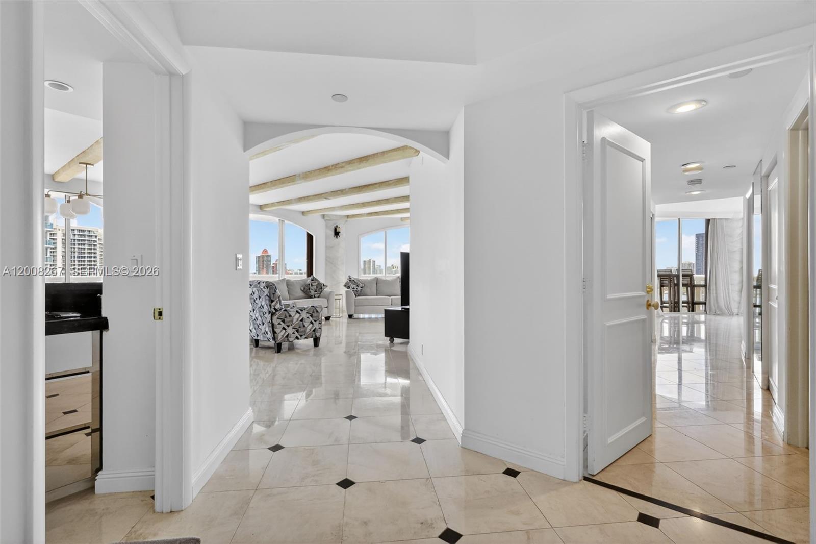 3000 Island Blvd #2305, Aventura FL 33160