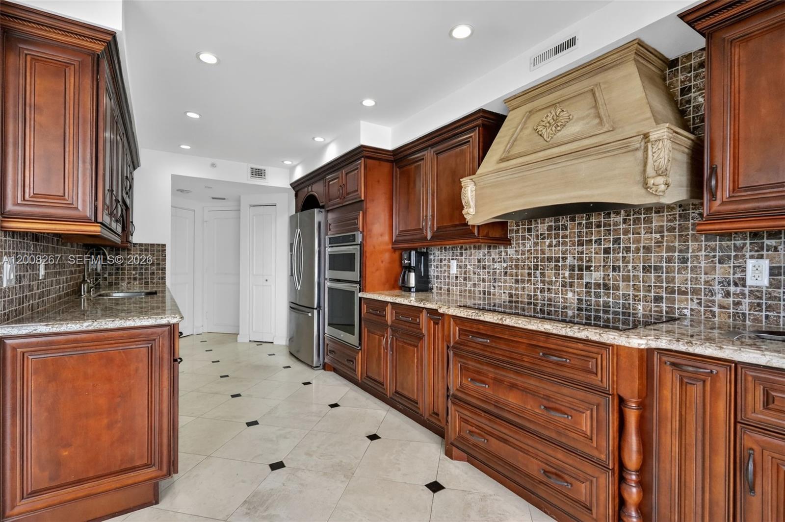 3000 Island Blvd #2305, Aventura FL 33160