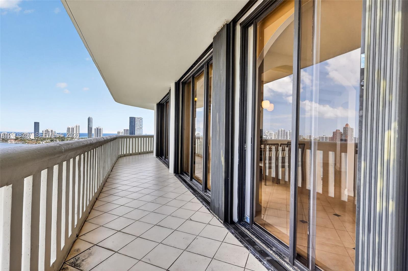3000 Island Blvd #2305, Aventura FL 33160