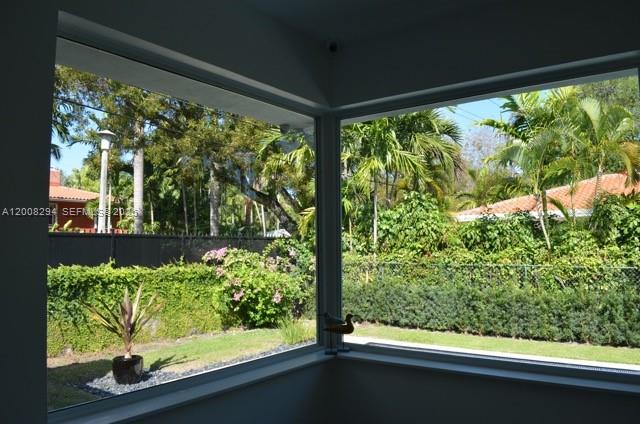173 S Shore Dr S, Miami FL 33133
