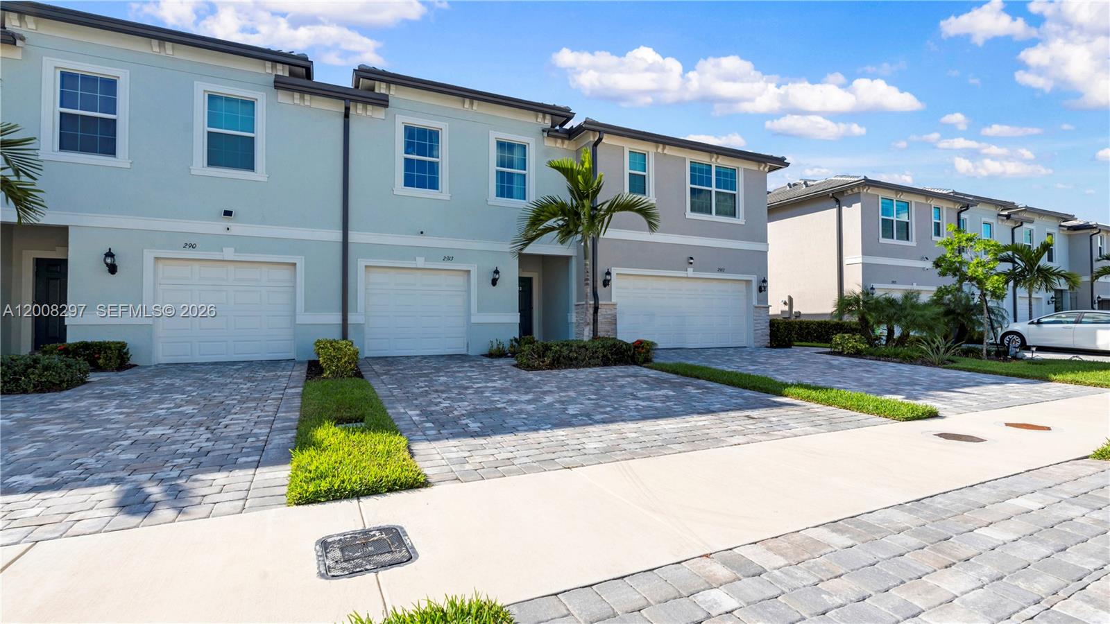 2913 Olivia Ave, Lauderdale Lakes FL 33311
