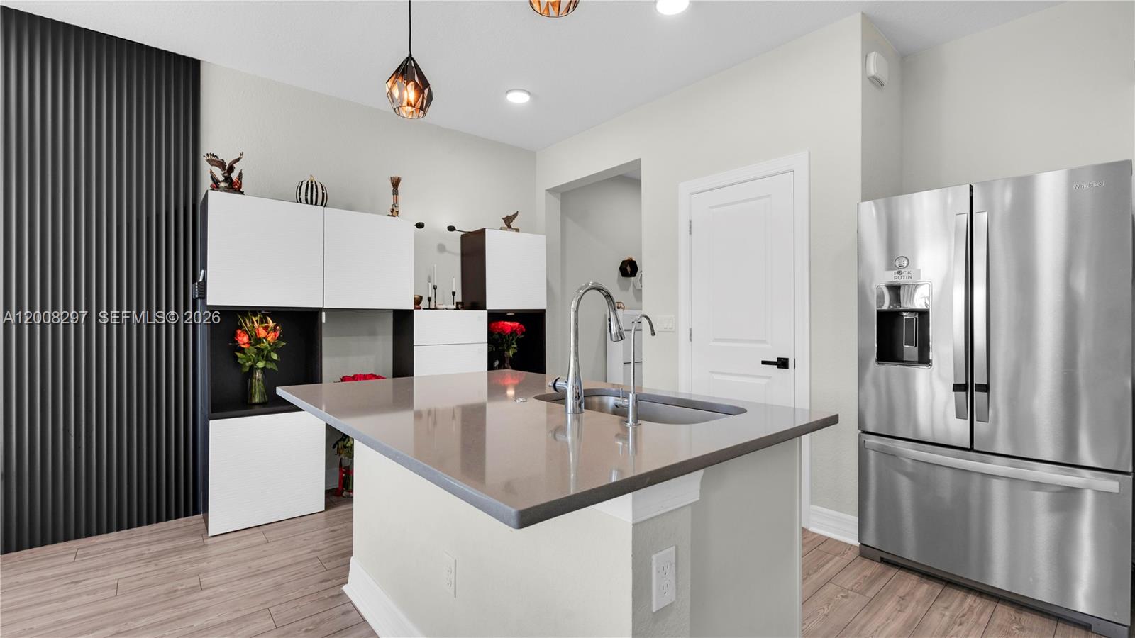 2913 Olivia Ave, Lauderdale Lakes FL 33311