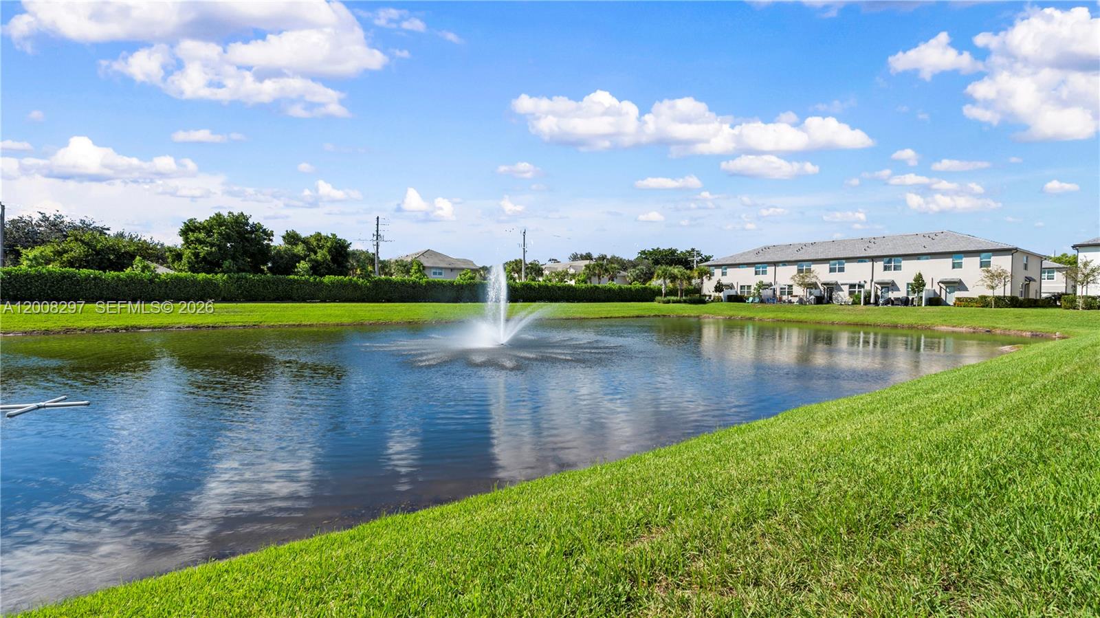 2913 Olivia Ave, Lauderdale Lakes FL 33311