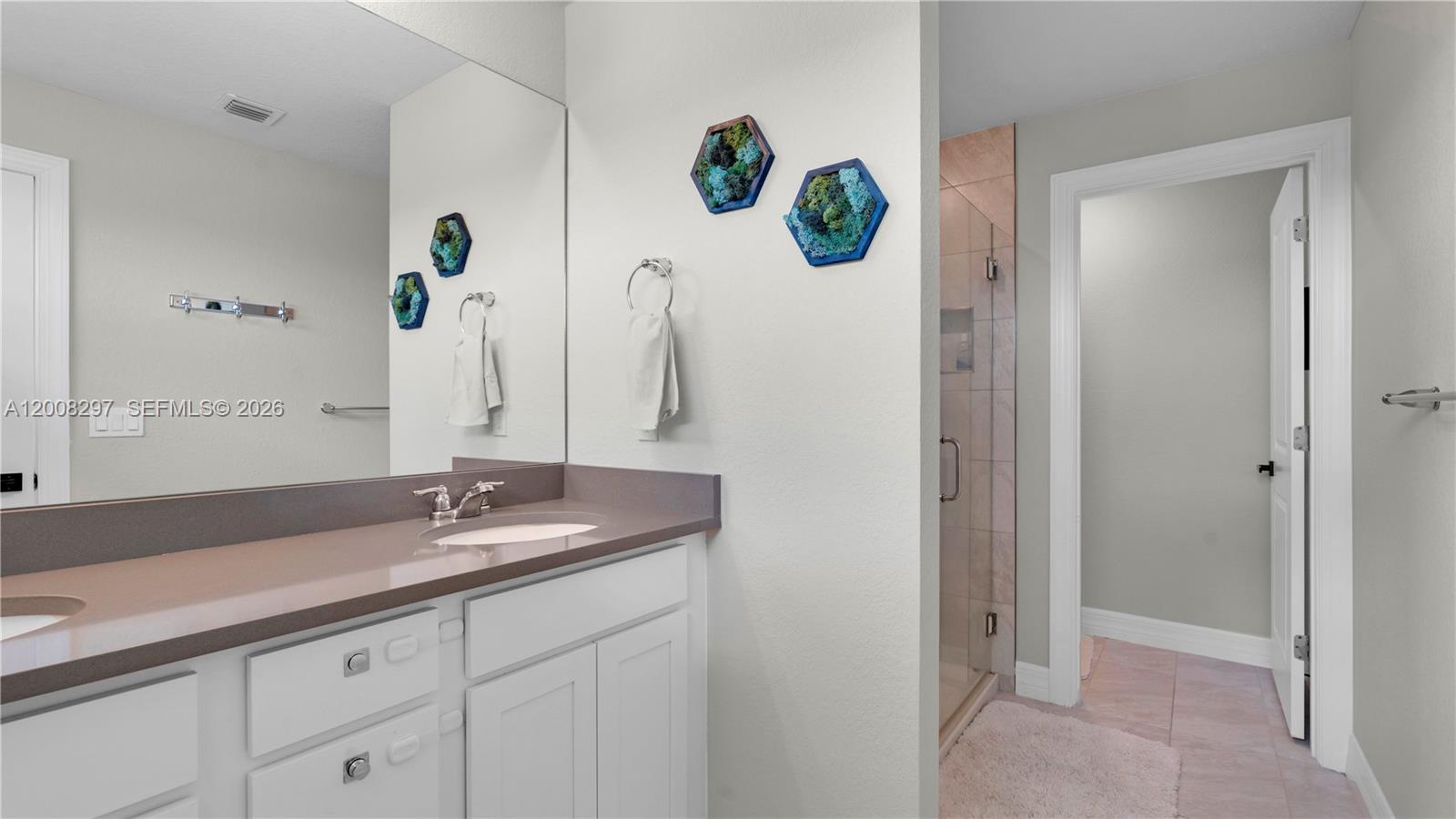 2913 Olivia Ave, Lauderdale Lakes FL 33311