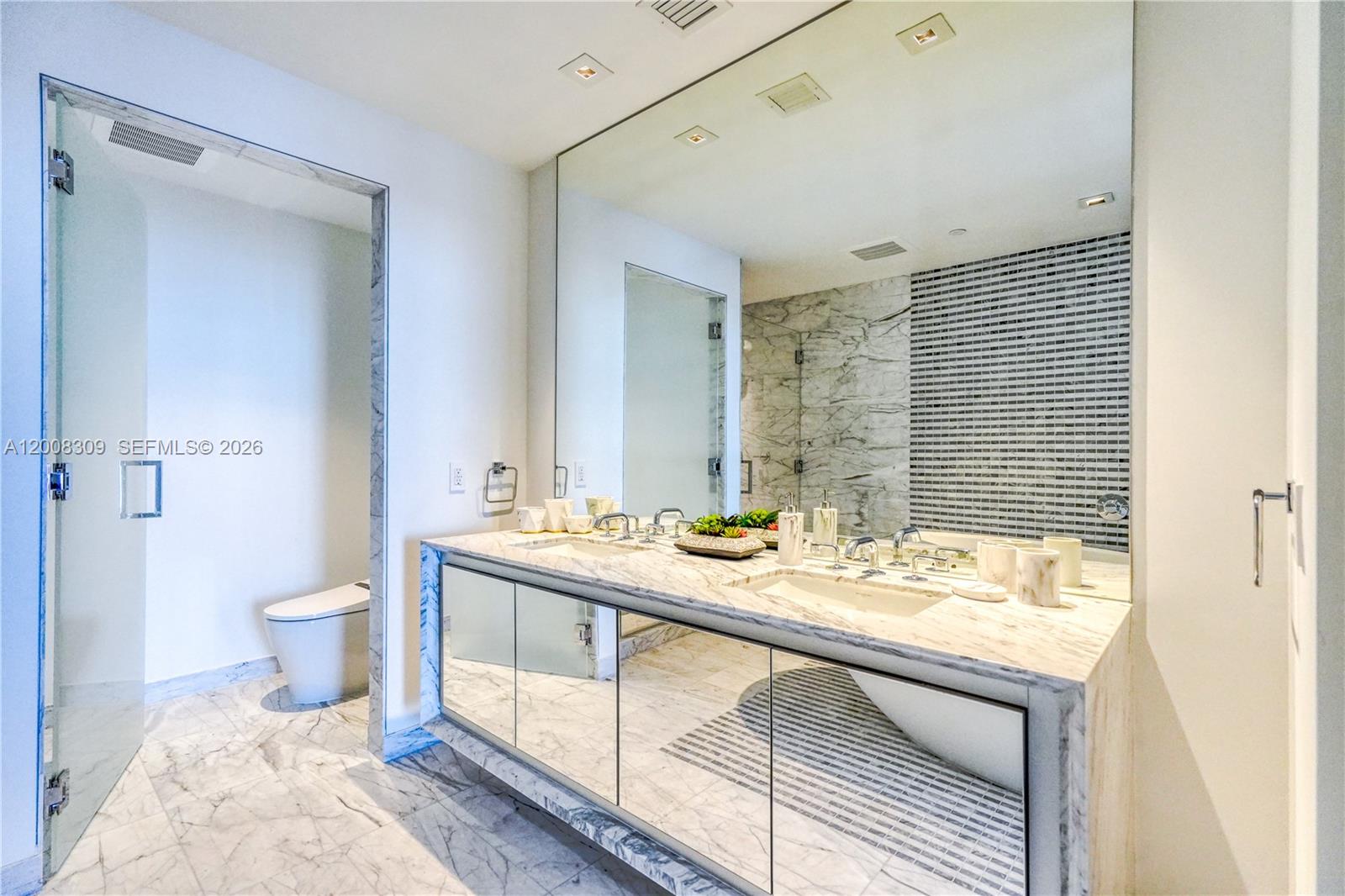 788 NE 23rd St #1102, Miami FL 33137