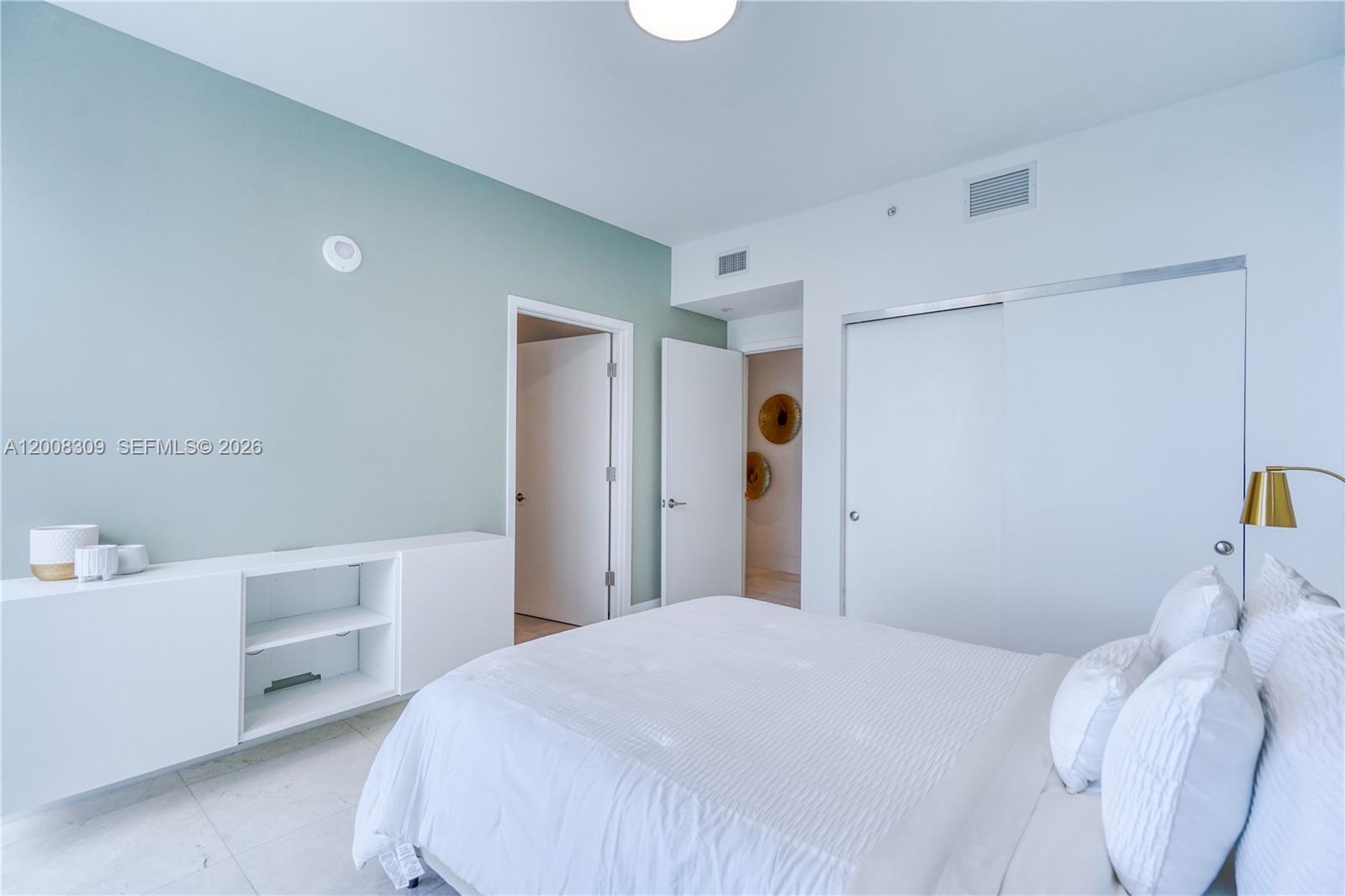 788 NE 23rd St #1102, Miami FL 33137