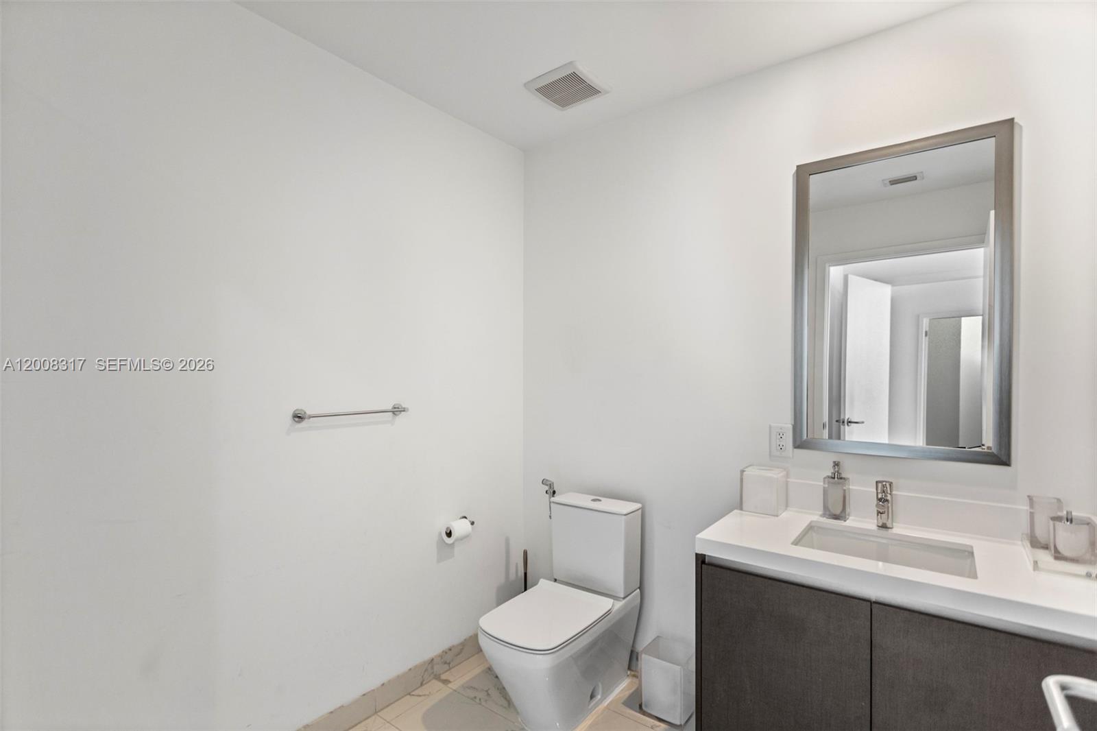 851 NE 1st Ave #3707, Miami FL 33132