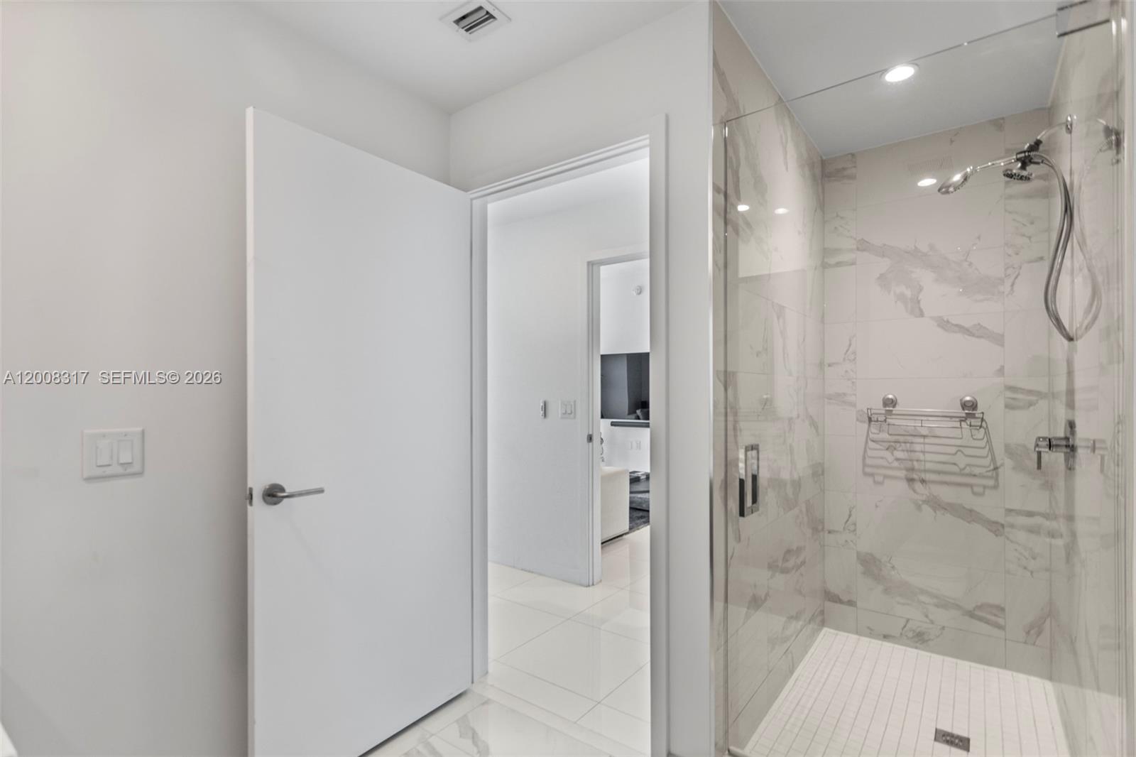 851 NE 1st Ave #3707, Miami FL 33132