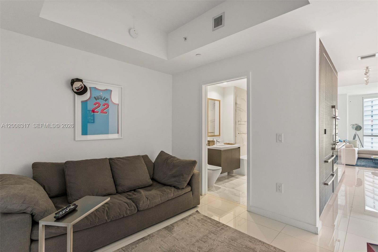 851 NE 1st Ave #3707, Miami FL 33132