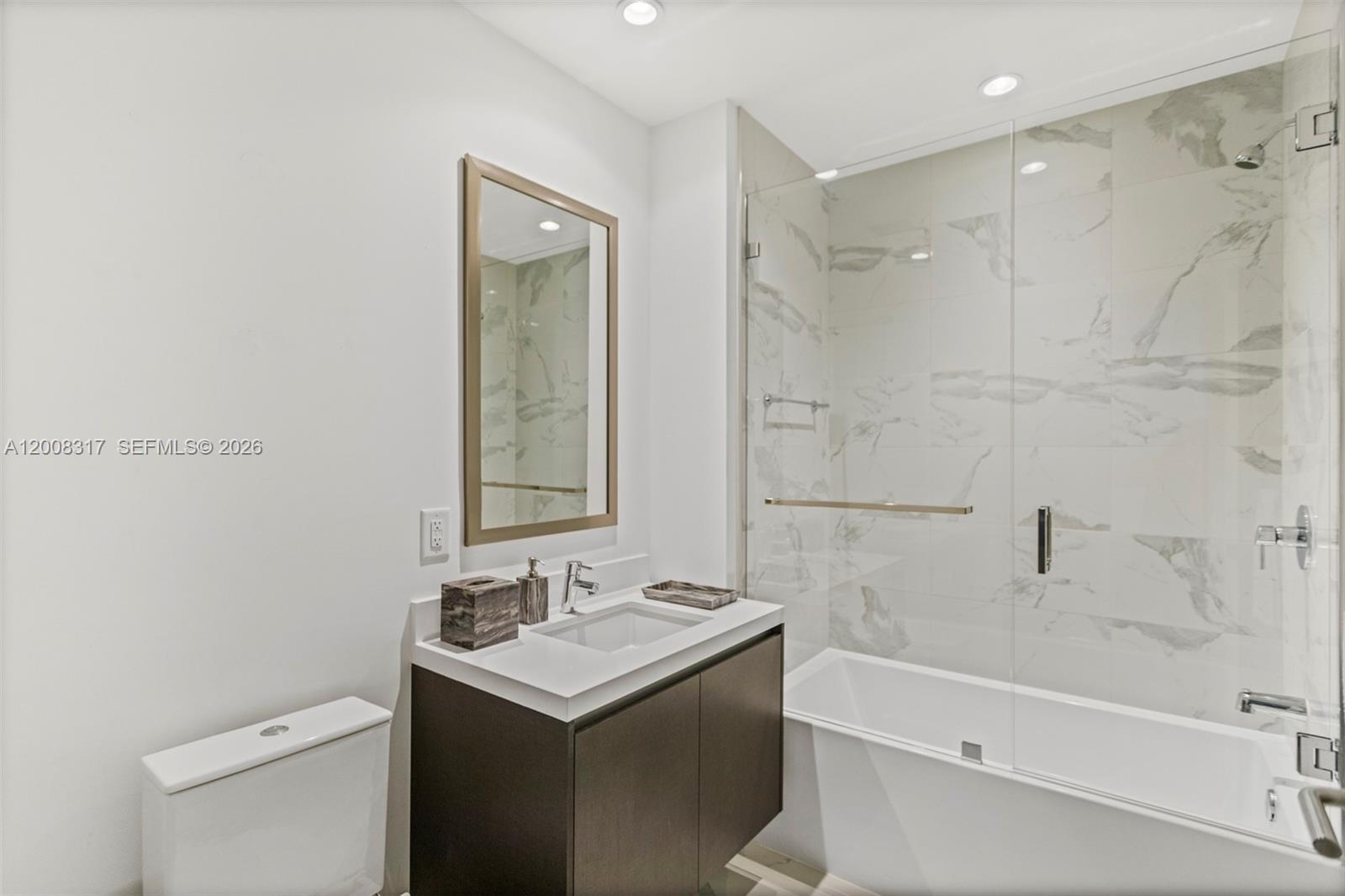 851 NE 1st Ave #3707, Miami FL 33132