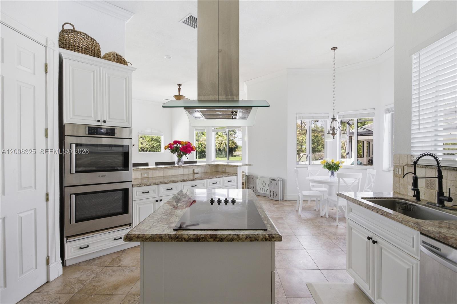 20401 SW 48th Pl, Southwest Ranches FL 33332