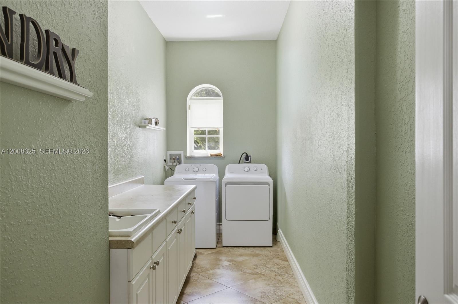20401 SW 48th Pl, Southwest Ranches FL 33332