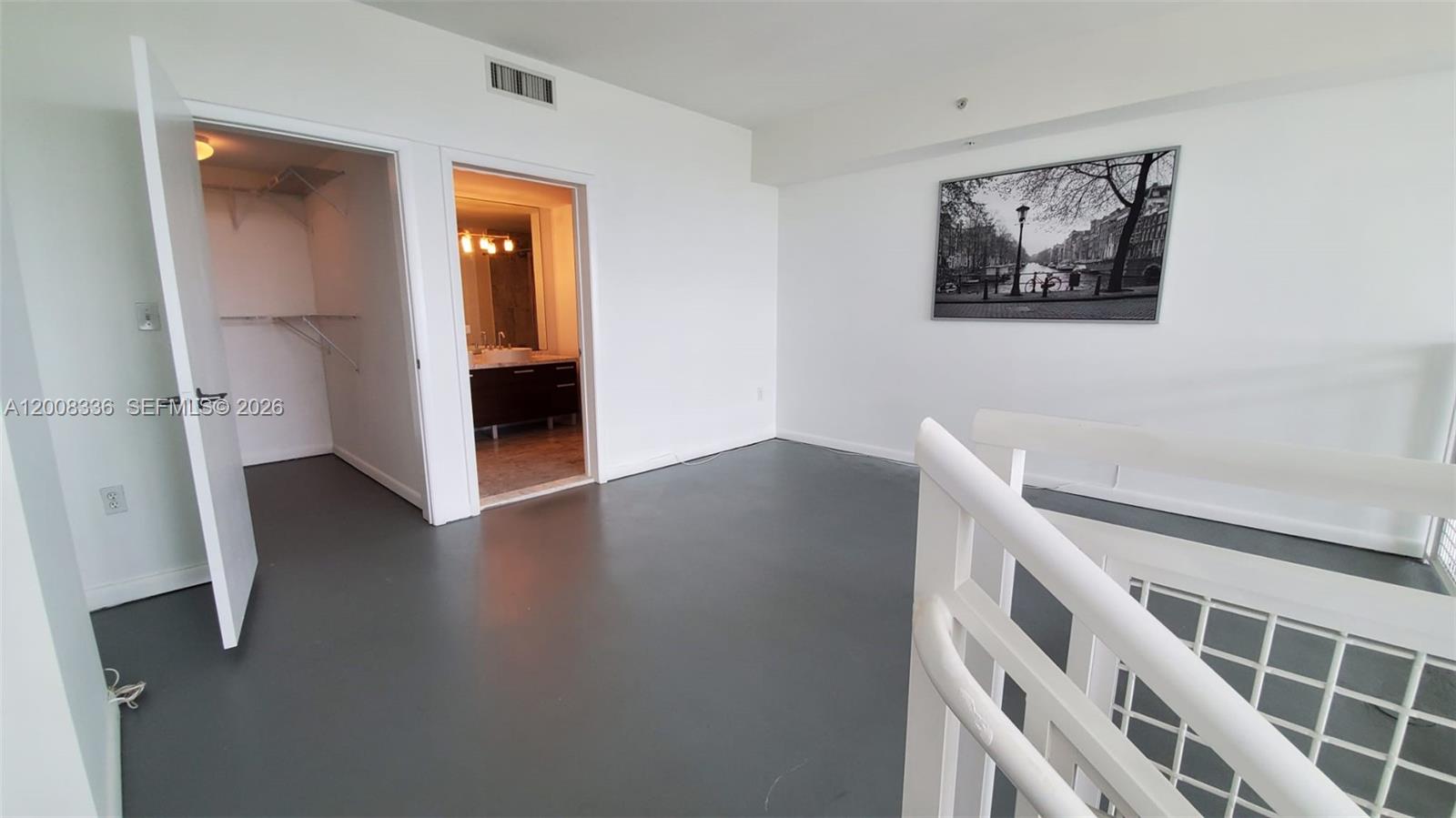 253 NE 2nd St #434, Miami FL 33132