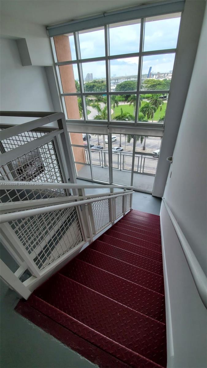 253 NE 2nd St #434, Miami FL 33132