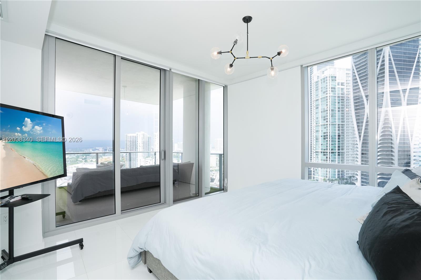 851 NE 1st Ave #2101, Miami FL 33132