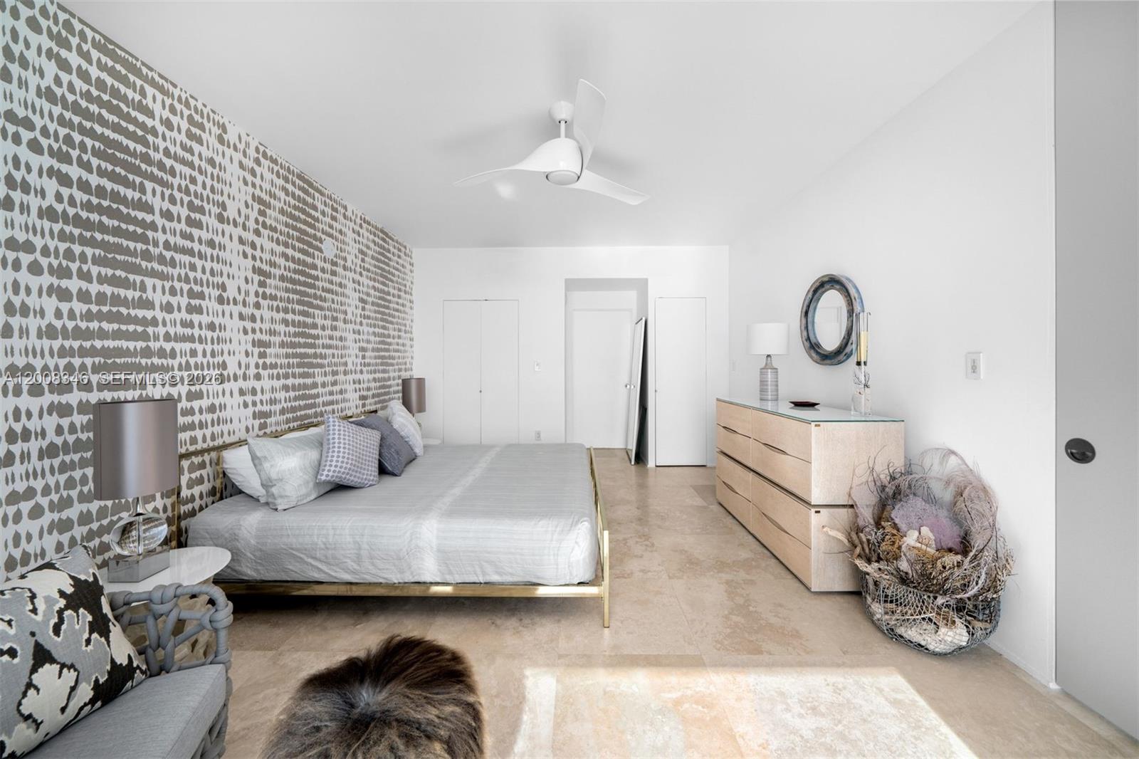6799 Collins Ave #902, Miami Beach FL 33141