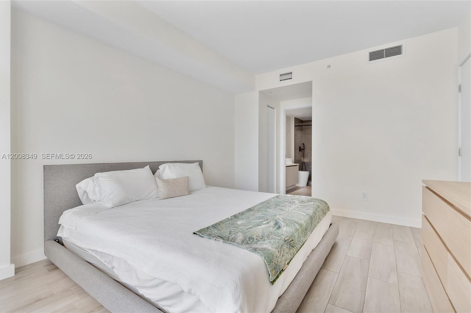 4250 Biscayne Blvd #1218, Miami FL 33137