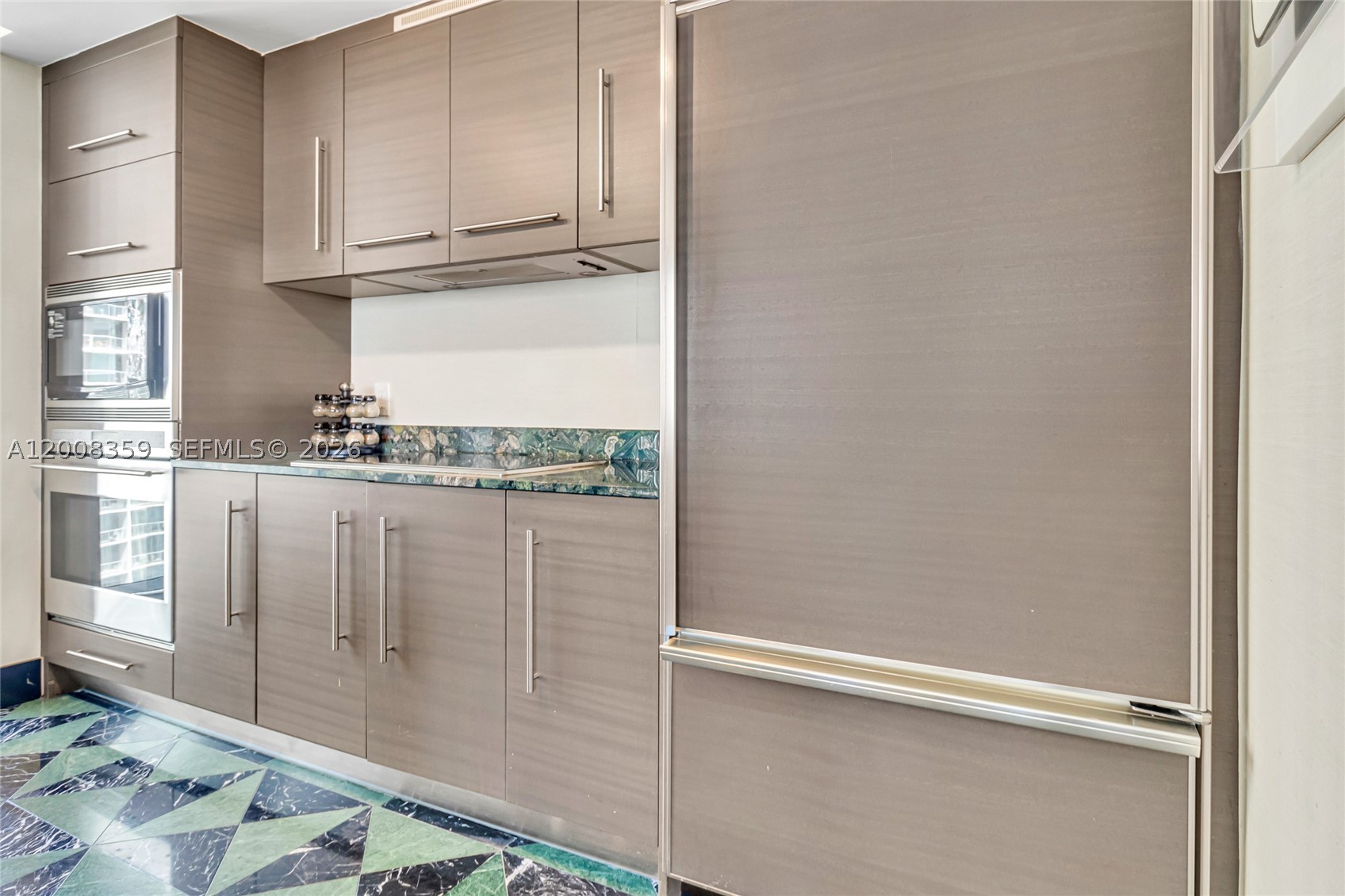 485 Brickell Ave #2508, Miami FL 33131