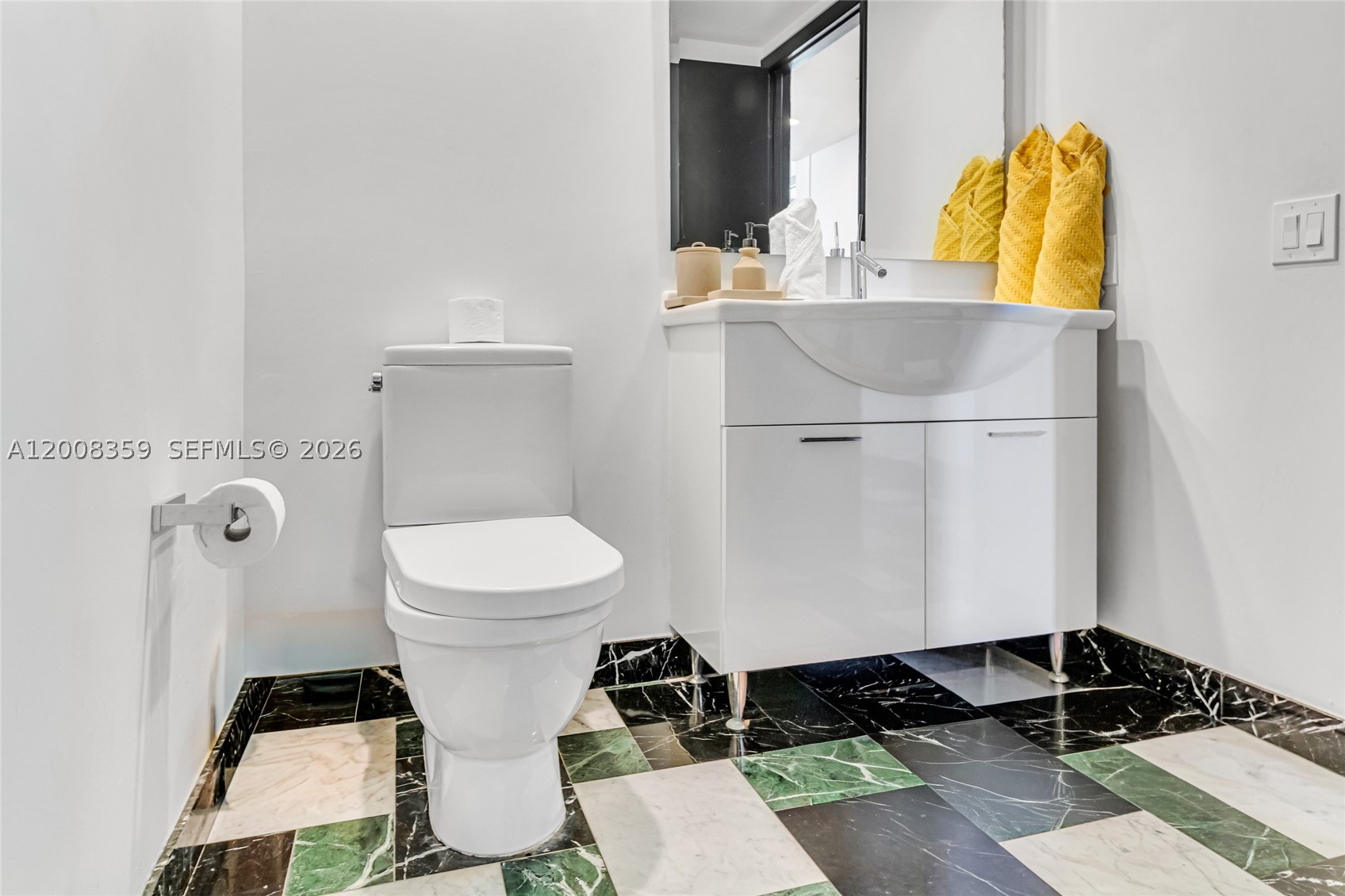 485 Brickell Ave #2508, Miami FL 33131