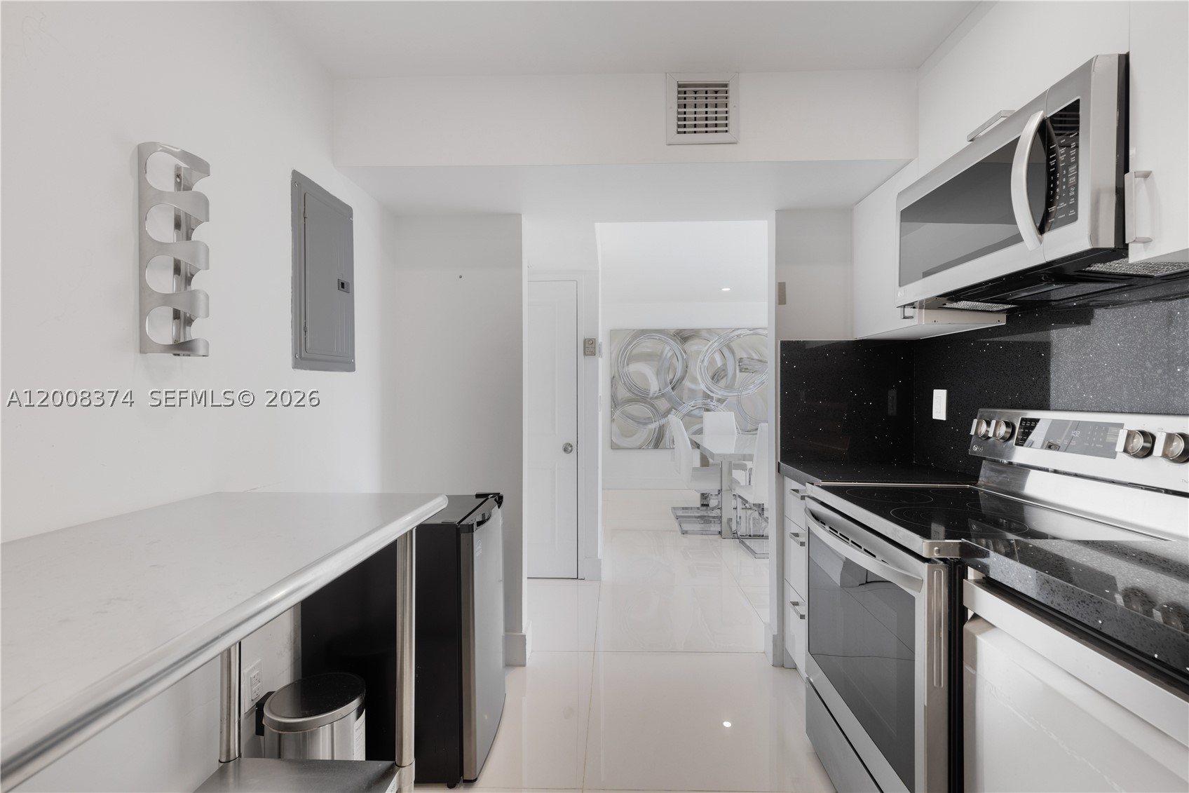 3701 N Country Club Dr #1805, Aventura FL 33180