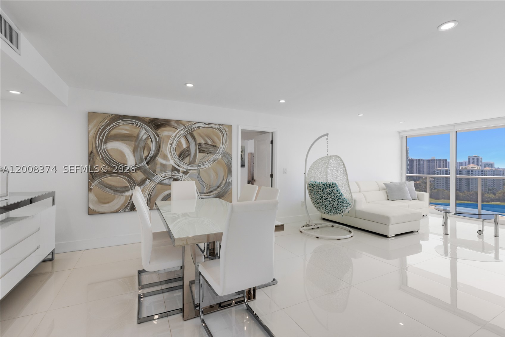 3701 N Country Club Dr #1805, Aventura FL 33180