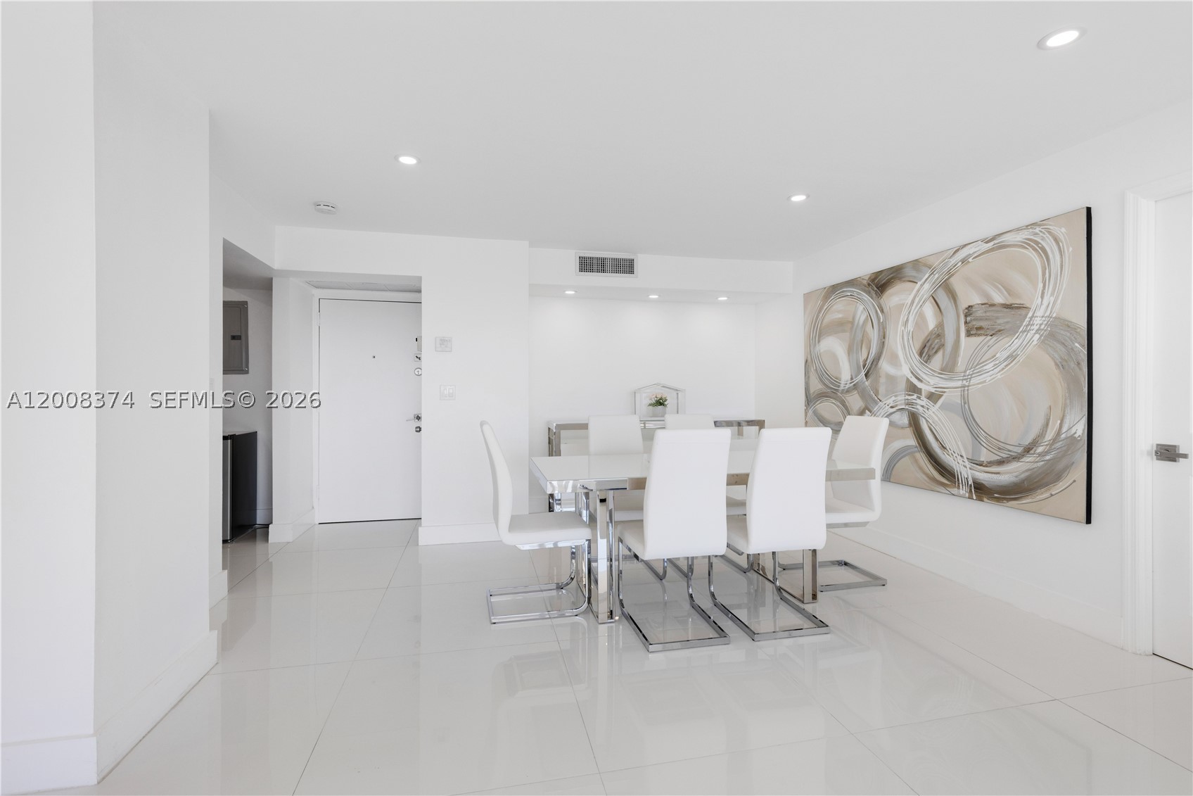 3701 N Country Club Dr #1805, Aventura FL 33180