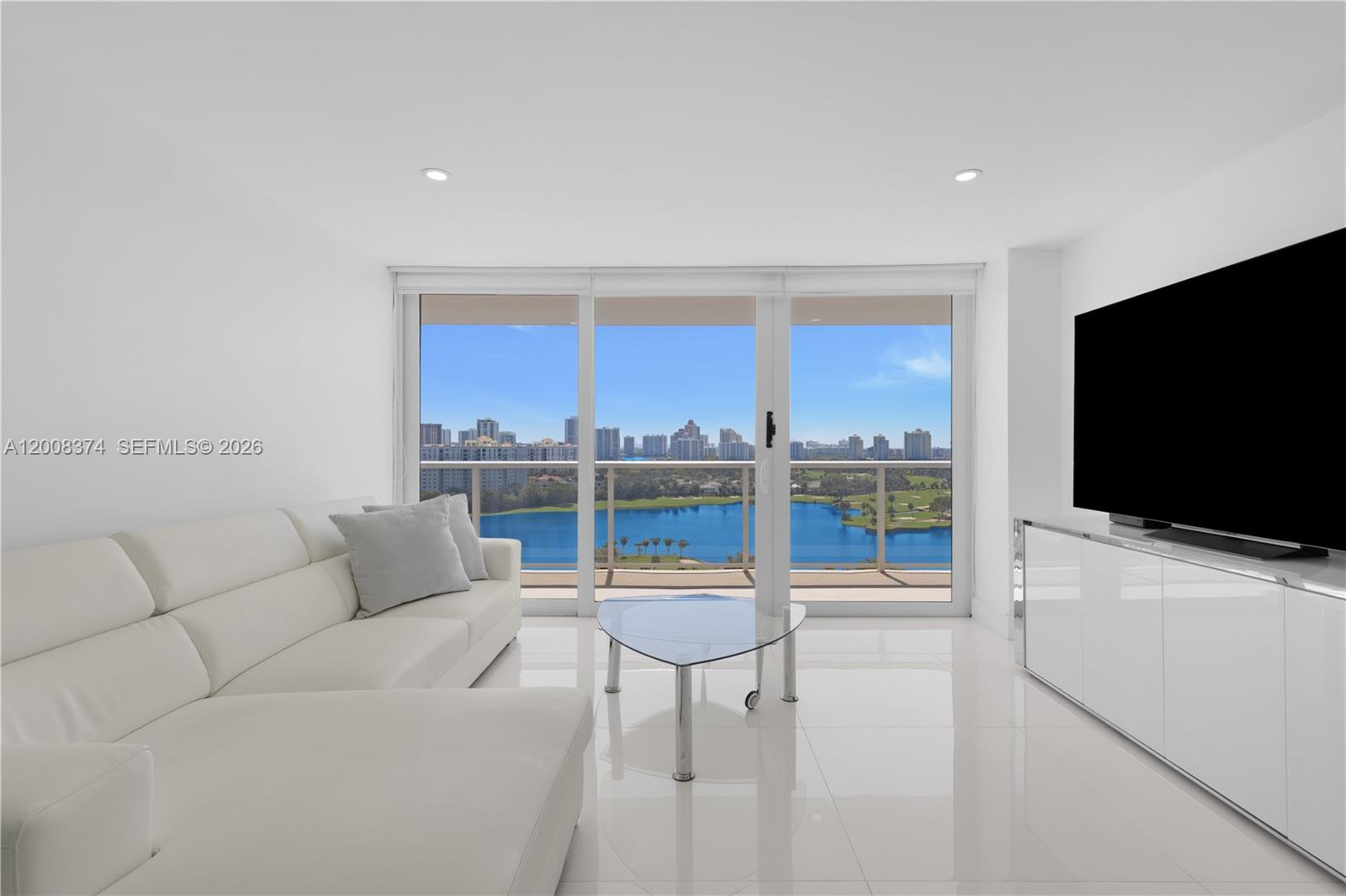 3701 N Country Club Dr #1805, Aventura FL 33180