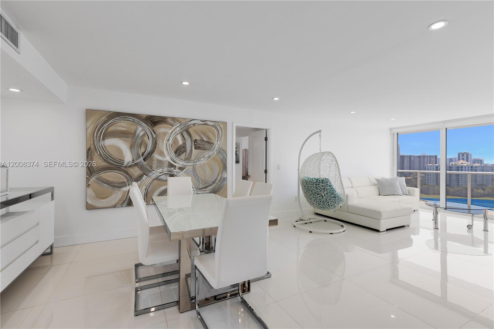 3701 N Country Club Dr #1805, Aventura FL 33180