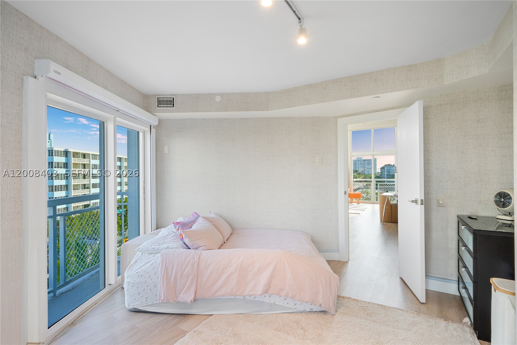 1701 Sunset Harbour Dr #L501, Miami Beach FL 33139