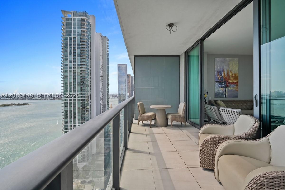 480 NE 31 #2707, Miami FL 33137