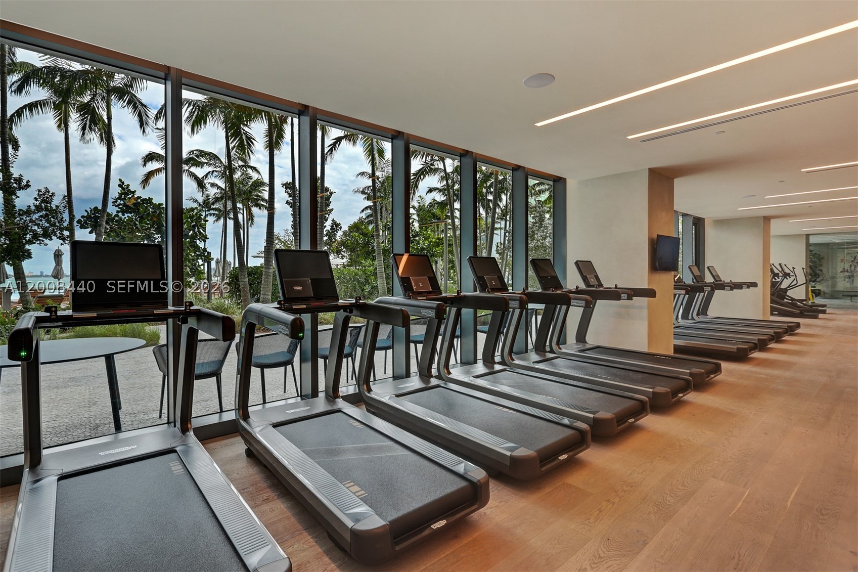 480 NE 31 #2707, Miami FL 33137